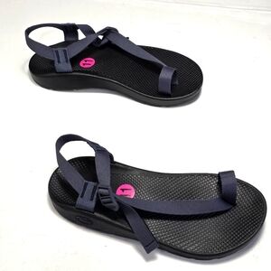 NWNT CHACO Stylish Men's Black  Sandals Size 11